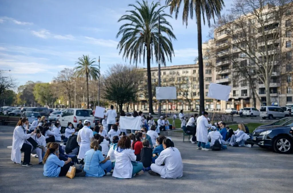 Sanidad y sindicatos médicos siguen sin acuerdo en España
