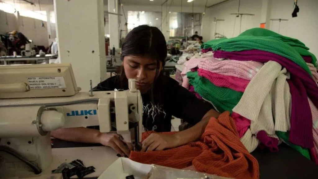 Brechas de género persisten en el mercado laboral mexicano