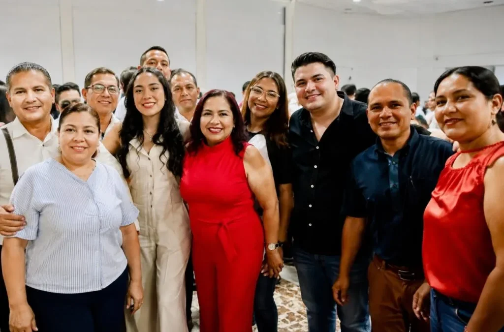 Celebran a trabajadores del Cobach con reconocimiento público