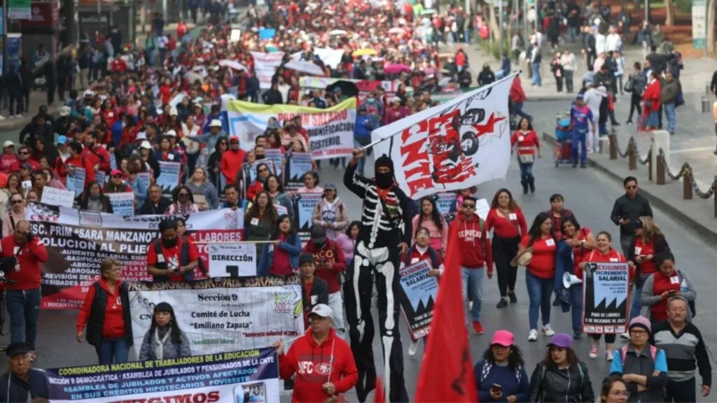 CNTE acusa improvisación del Gobierno por Mundial