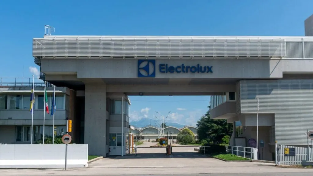 Electrolux recortará más de 1.700 empleos en Italia