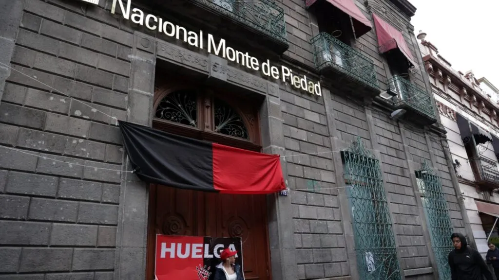 Huelga en Nacional Monte de Piedad sigue sin solución