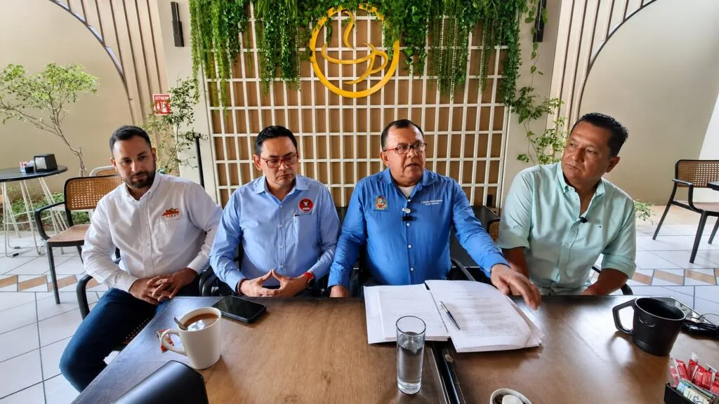 Sindicato de Minatitlán denuncia presunto despojo de terreno