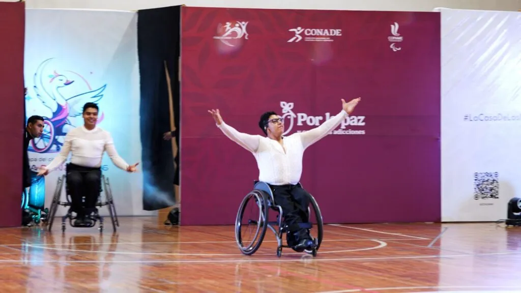 Daniel Alatorre destaca en Paradanza y apunta al Mundial