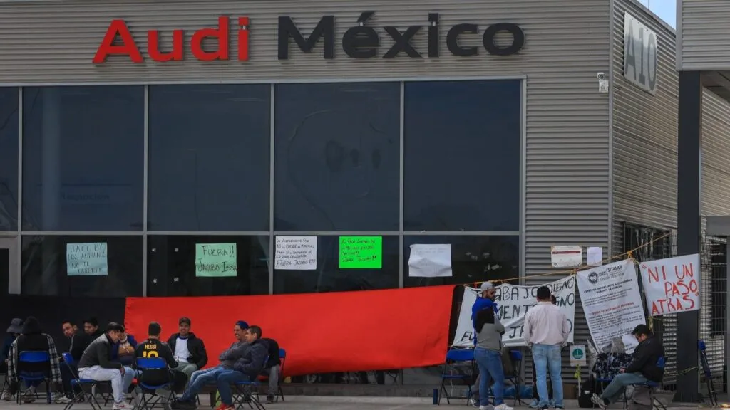Salario mantiene tensión entre Audi México y Sitaudi